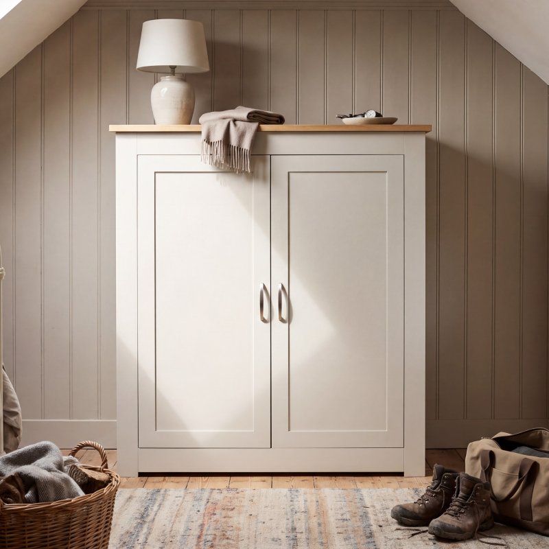Portland_Low_Wide_2_Door_Wardrobe_in_Custom_Bedroom_roominate.jpg